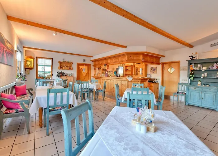 Jungbrunnen فندق باد برامباخ